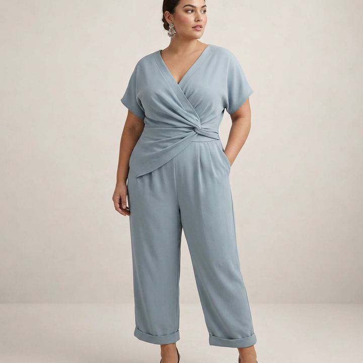 Magda | Tuta Elegante con Avvolgimento