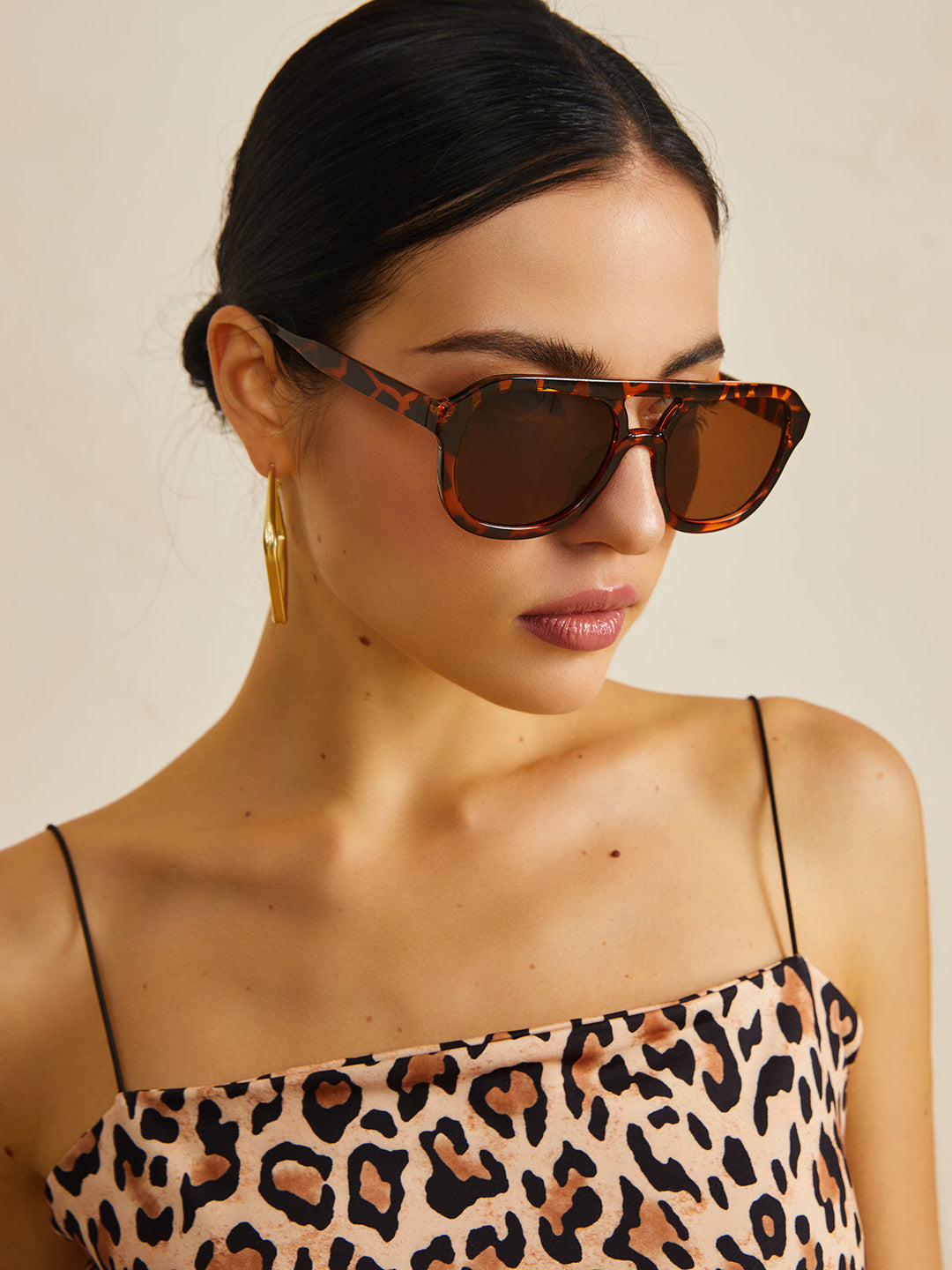 Occhiali da sole, montatura in acetato tartarugato marrone, aviator oversize, acetato, Donna