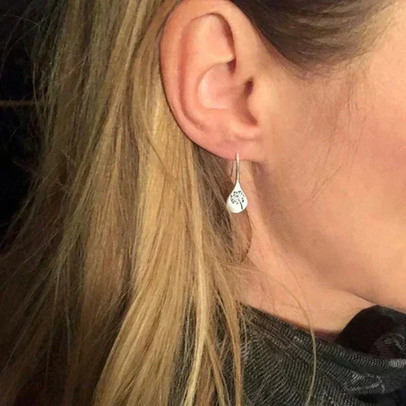 Parisse – Orecchini Vintage dal Fascino Senza Tempo
