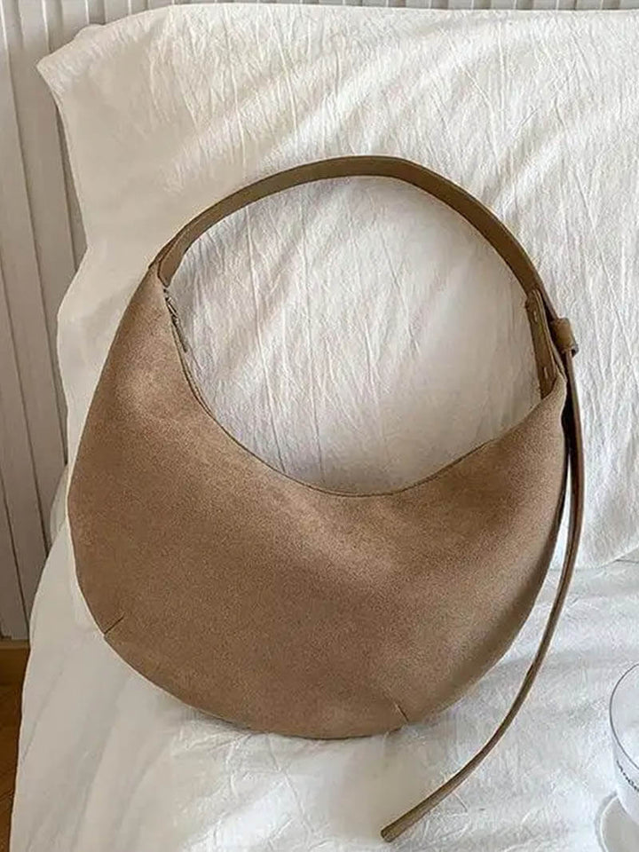 Coralie | Borsa in Finta Suede a Mezza Luna