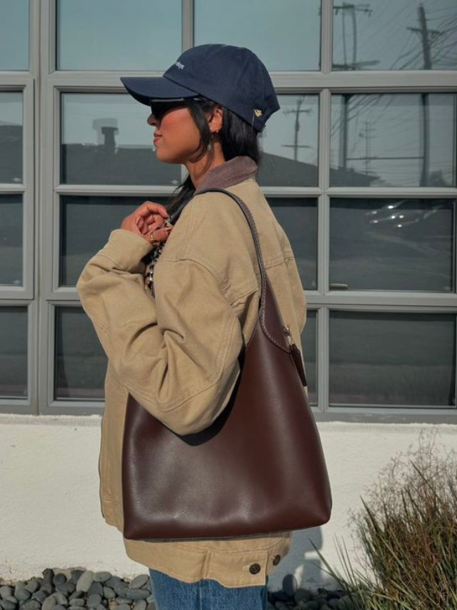 Clotilde | Borsa in Pelle Sintetica con Charm a Ciliegia