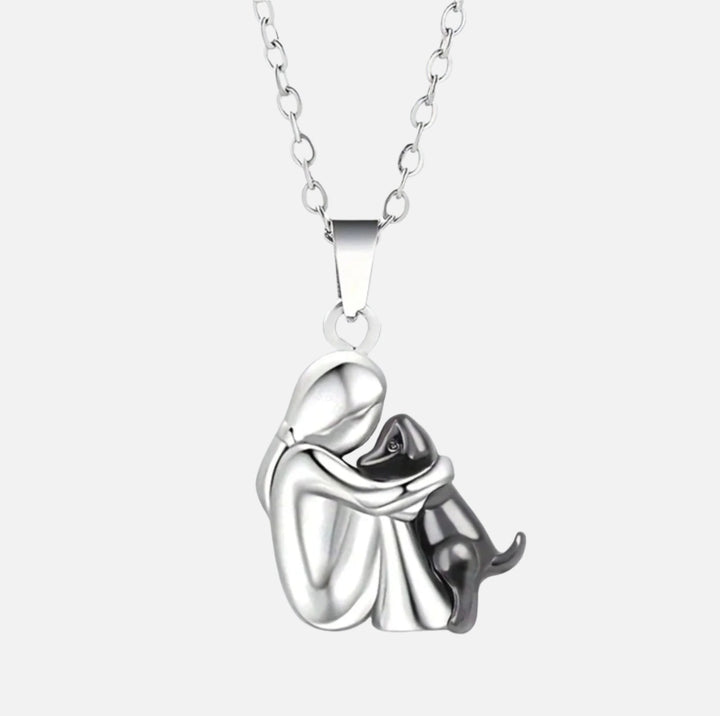 Amora – Collana con pendente a forma di abbraccio con un legame profondo