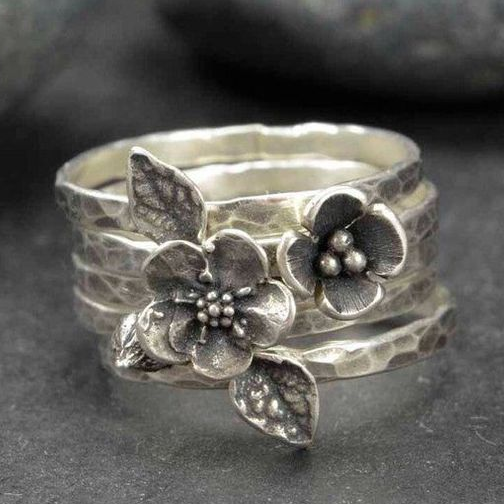 Bellara – Anello in Argento Fiori Fatto a Mano